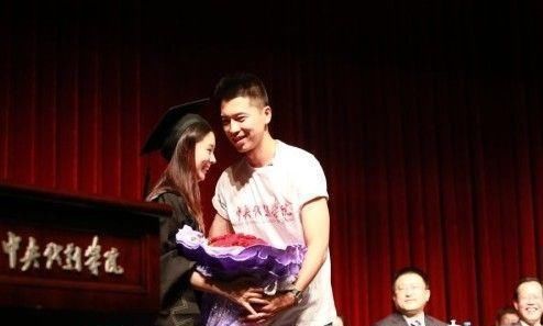 「华丽」王雷和李小萌低调幸福的婚姻,曾让宋丹丹感动落泪|百家故事