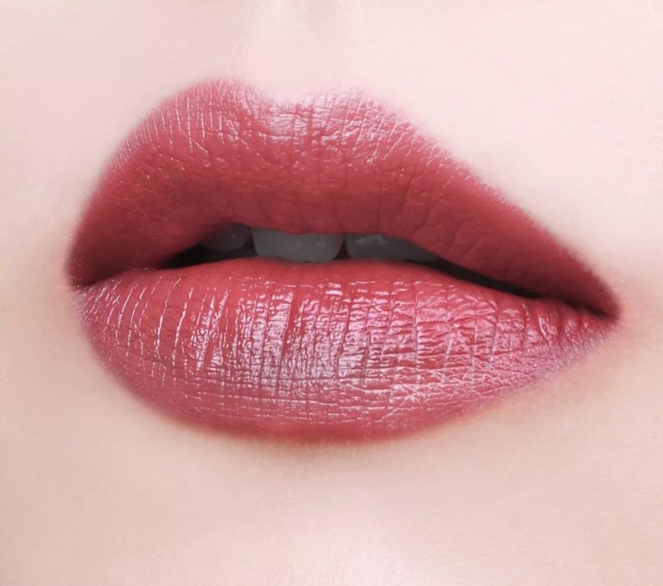 最适合今年秋天涂的口红色号,我终于找到了!