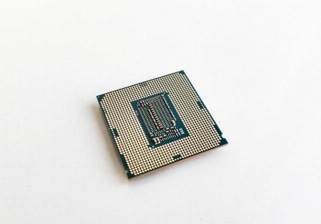  Intel@为10代酷睿让路？浅析近期Intel处理器降价！
