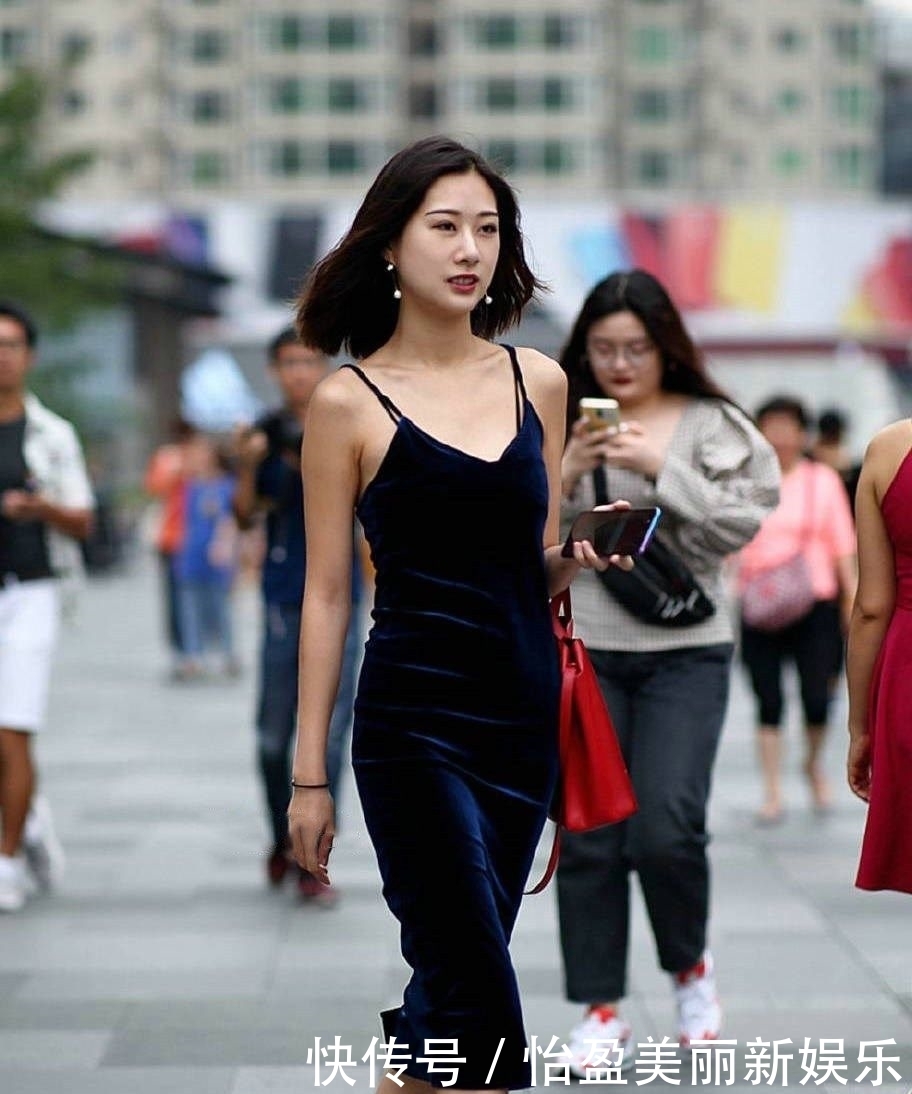 搭配一双|时尚创意走秀,恰到好处的装饰,美轮美奂