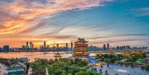  gdp■安徽合肥和江西南昌在GDP总量，人均收入与城建方面谁更强