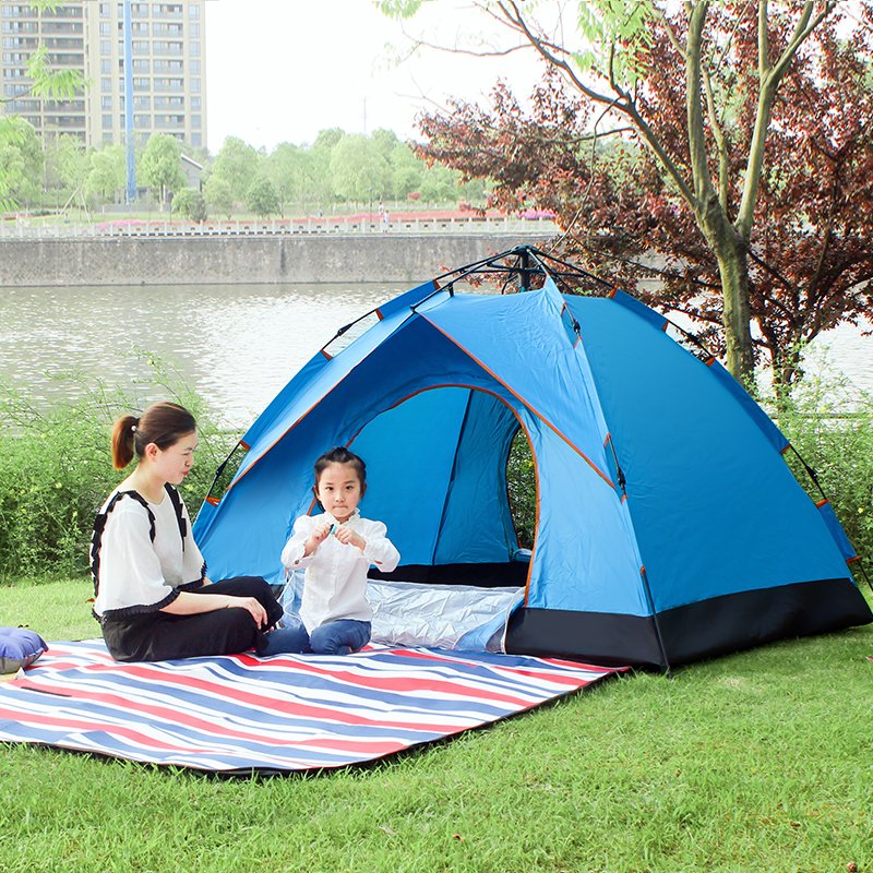 房车再见了!现很多年轻人都爱用这“自驾神器”，吃住行一车搞定