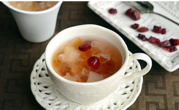  「桃胶」女人常吃 “天然玻尿酸”，才花5块，让皮肤超有弹性！