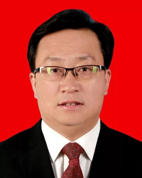 关于王隆等同志任前公示的公告