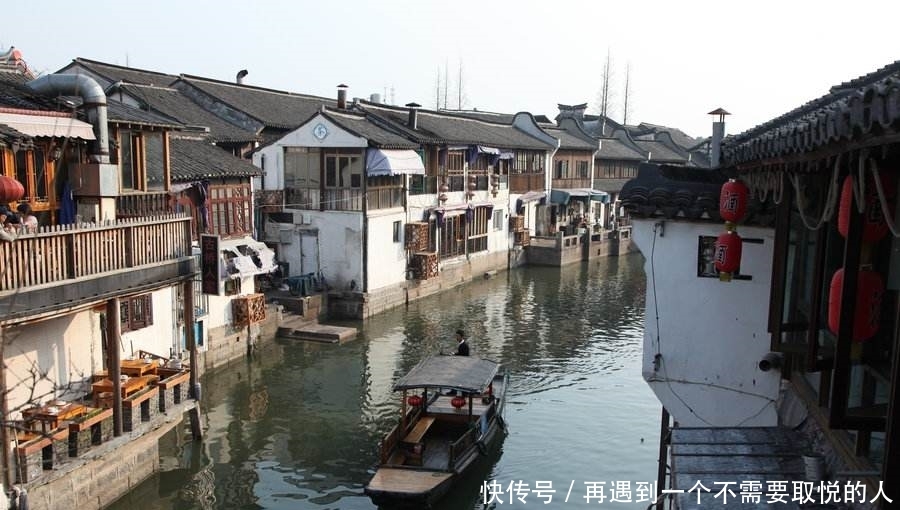 中国最值得旅游的10座古镇:古香古色古巷,别有一番风味!
