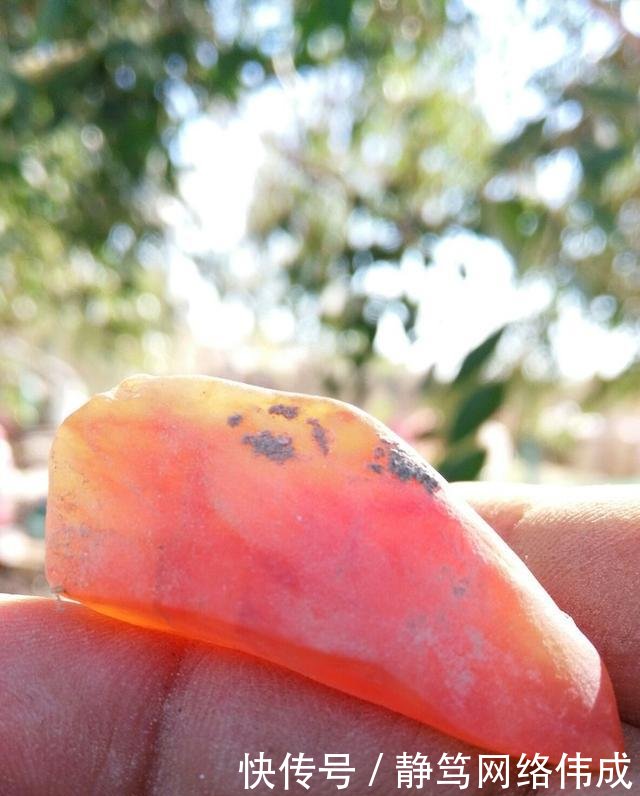 新疆目前可以免费捡石头的几个地方