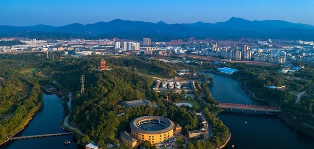  乡镇|中国中部百强乡镇公布，赣州上榜一席