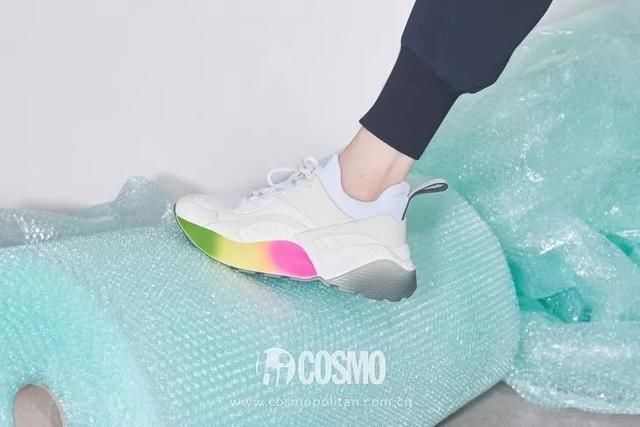 吴宣仪这双球鞋要火