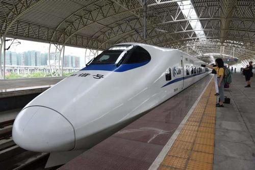 中国高铁被乘客“吐槽”，只因这条线，网友：认真的吗？