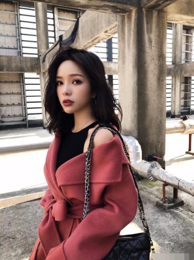 网红saya至今不悔改,孕妇吃药保胎,她小号发声:自有贵人扶