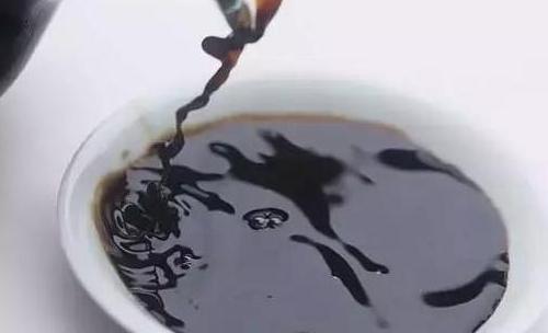 央视曝光!醋有百用的谣言骗了一个时代人,常喝不治病还有极大副