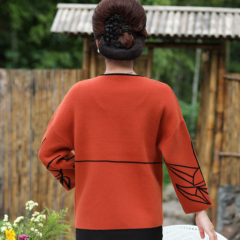 给妈妈买件精致秋开衫吧!减龄嫩爆，超有范