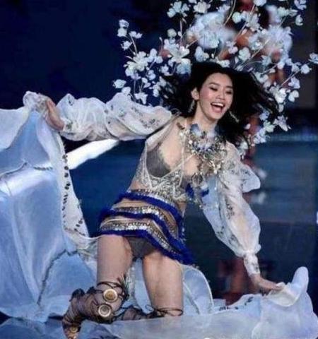 误会奚梦瑶了？本人亲自用“谁买的谁天打雷劈”回击买水军一事