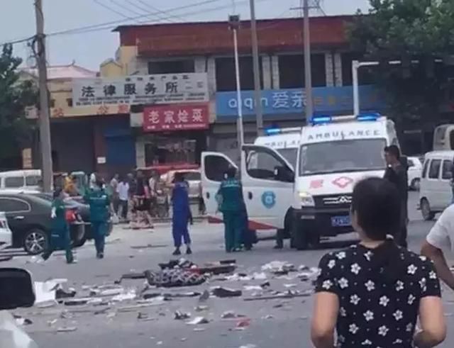 “加油站扫二维码爆炸”疯传朋友圈!真相来了!当地官方这样回应