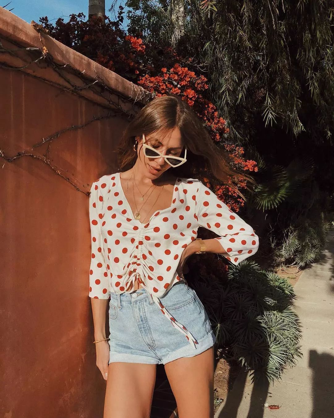 选对了才知道，牛仔短裤真的可以穿出长腿、小蛮腰！