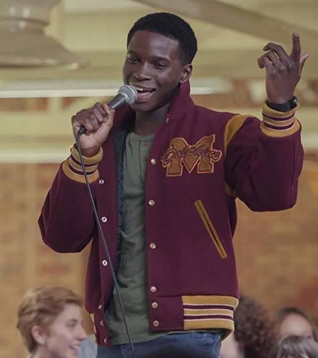  『棒球运动』春天来了，怎么能不来一件兼具复古和活力气质的Varsity Jacket