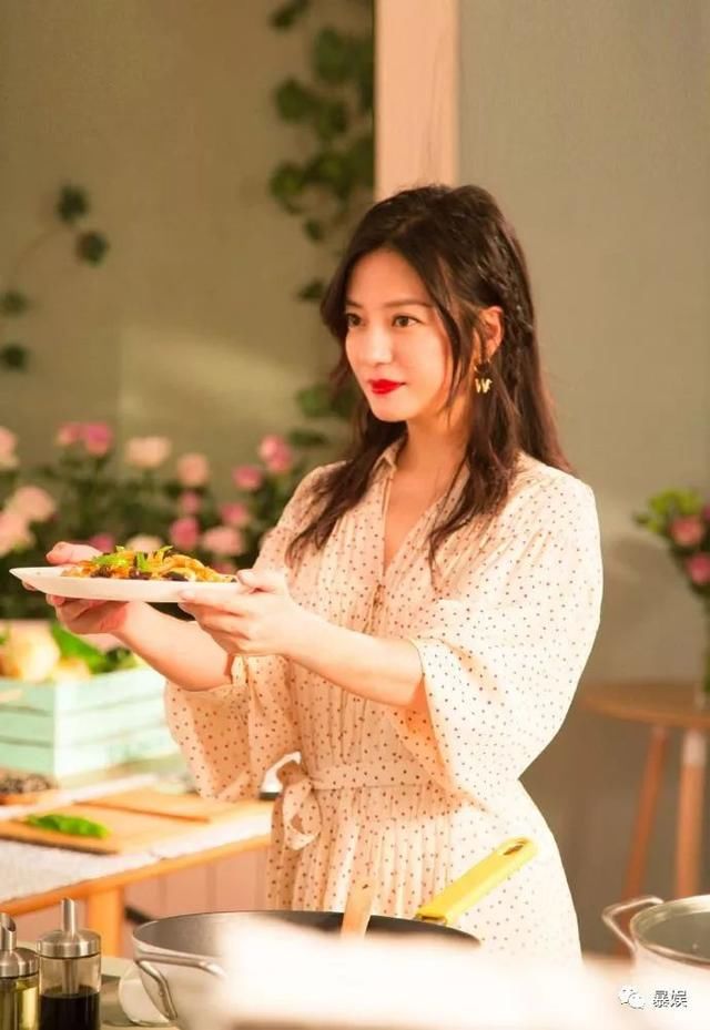 偷税漏税、股票风波、诈捐家暴,《还珠格格》这是集体水逆了吗?