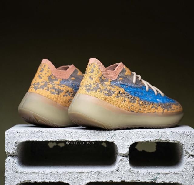  [发售]全新满天星 Yeezy 380 上脚照来了！颜值一言难尽...