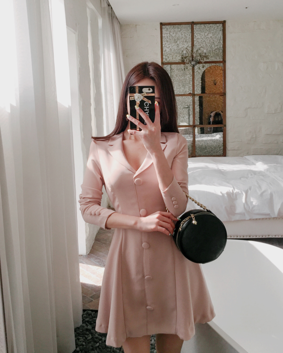 女神孙允珠，奶油棉花温柔细腻宫廷居家裙