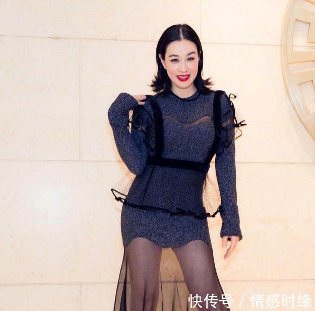 钟丽缇这身材太恨人了！皮衣完全扣不上扣子，难怪张伦硕无法自拔