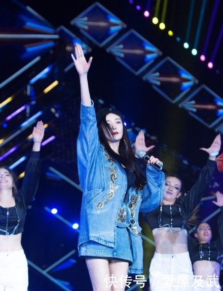 杨幂跨年野狼disco