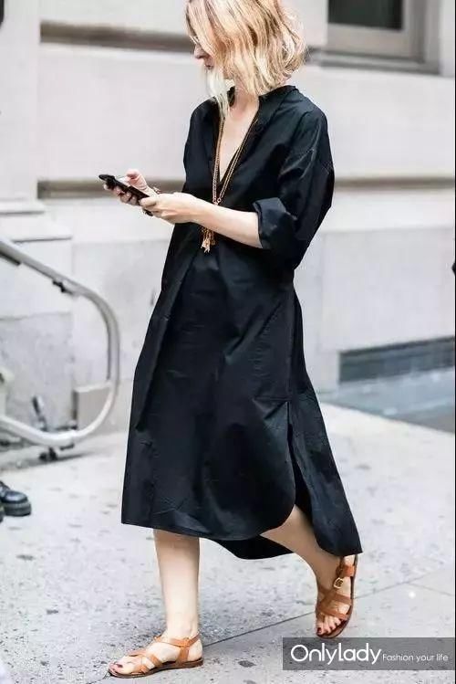 我最喜欢你什么样子?穿连衣裙的样子!