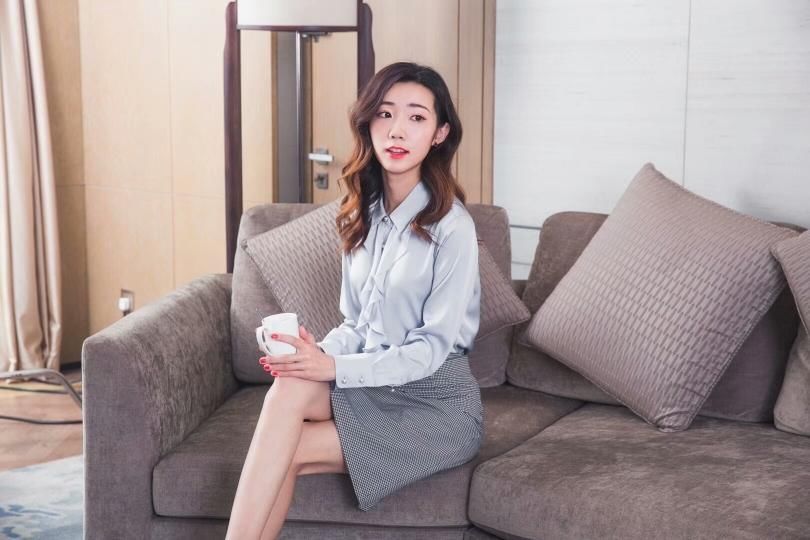 美女人像摄影:气质非凡，女神级别！