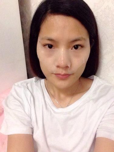 开塞露配上这不起眼的小白片，抹脸效果都说好，太厉害了
