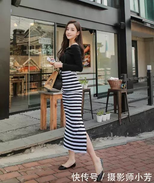 女神街拍:百看不厌的紧身裙美女,轻松秀出迷人曲线!