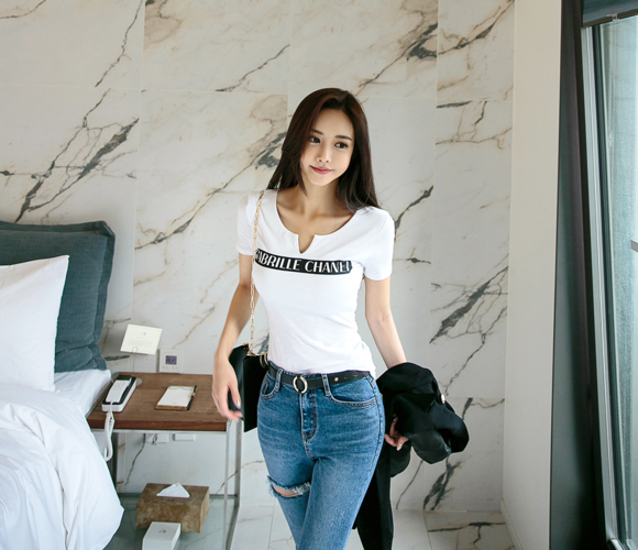 女神孙允珠，叛逆时尚版画艺术字母休闲衫