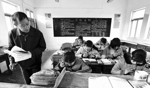 教龄三十年以上的农村教师有望可以直接晋级副高吗？