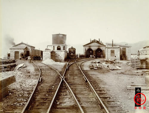  【官服】清末老照片：京张铁路修筑现场，詹天佑穿官服亮相