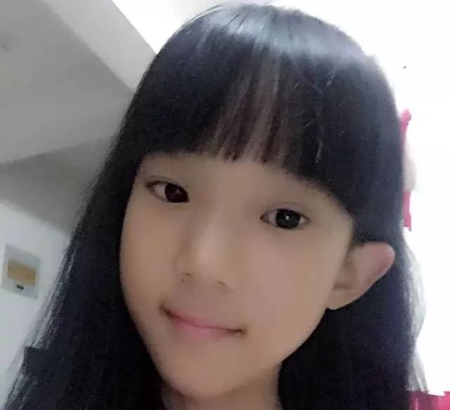 你一定没见过00后小学生化妆，你还在素颜吗?逆!天!了!