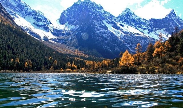 四川敢与九寨沟叫板的景点,雪后如遗落人间的仙境,美到治愈心灵