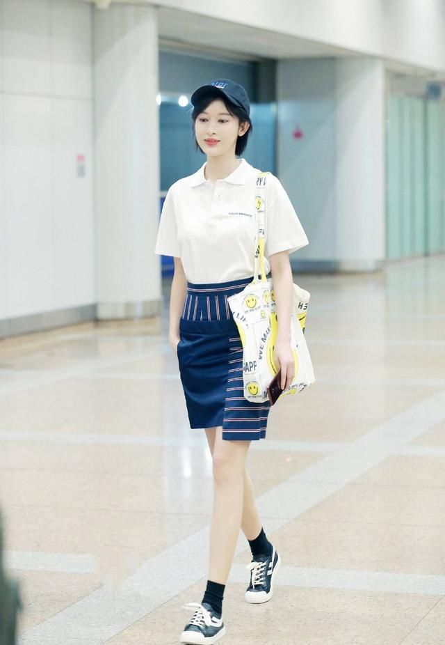 张俪都市丽人范儿，长腿霸屏!