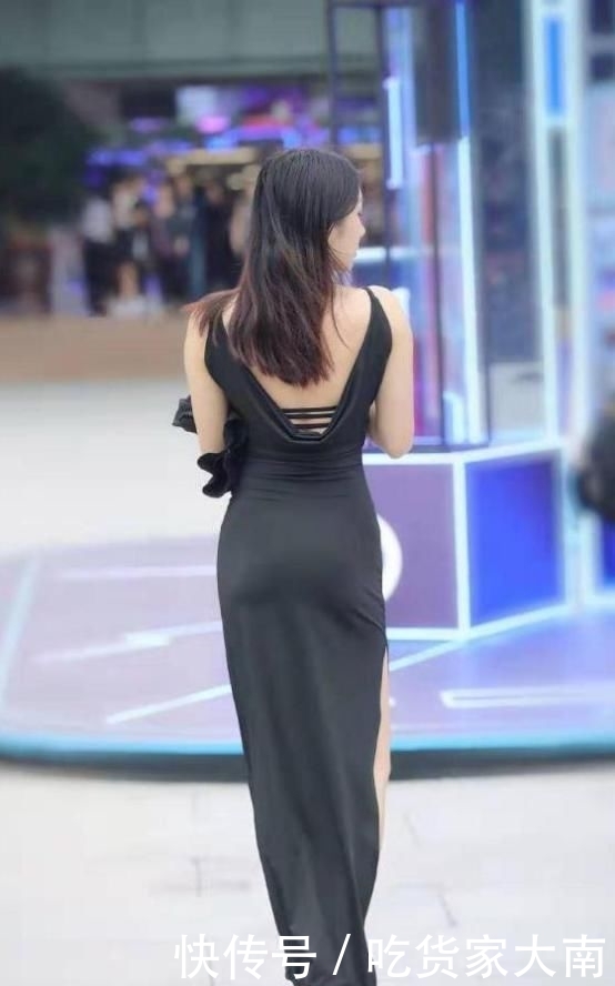 黄色:黄色西装搭配尖头细高跟鞋,由内而外散发出一种优雅的魅力