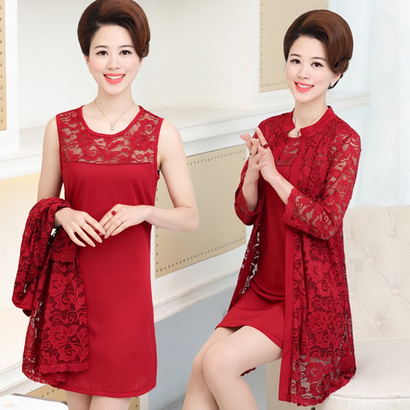 越来越多女人流行穿“立秋裙”,一个比一个洋气,借钱也要买2款