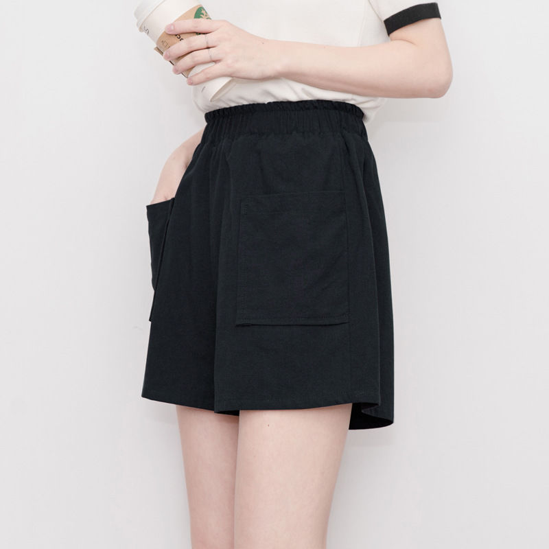 外出游玩穿裙子不方便!试试这样的小衫+棉麻裤，清凉透气超嫩美