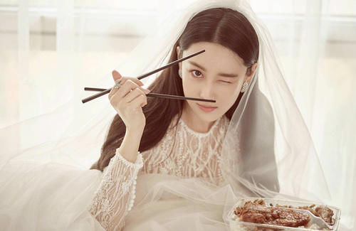  感悟■张馨予社交平台发布人生感悟，引起网友共鸣