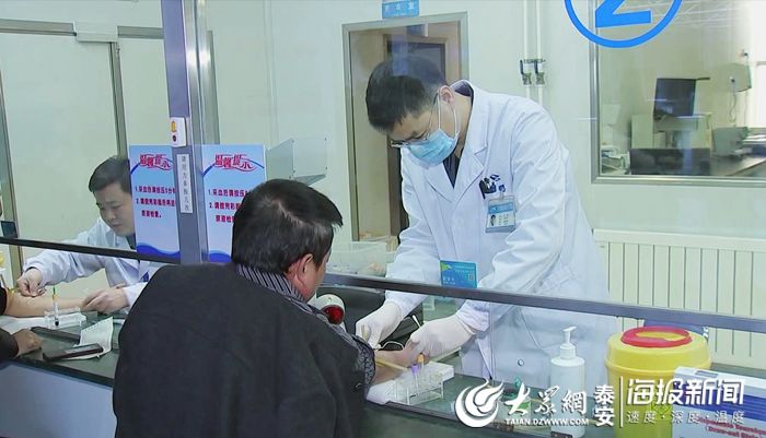  「胸膛」优抚老兵石宝富：待遇补助连年涨 政府关爱记胸膛