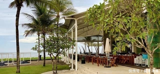  那一刻：在600多平的别墅房睡一晚是啥感觉？推开门那一刻就知道没白来