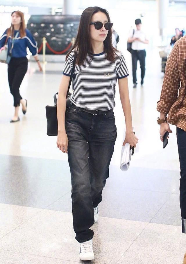  早秋■想好秋季怎么穿搭了吗？9位明星的早秋机场造型哪个才合你的胃口