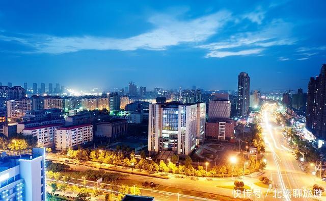 大武汉到底有多大，北上广深集体感到压力，综合实力曾仅次于上海