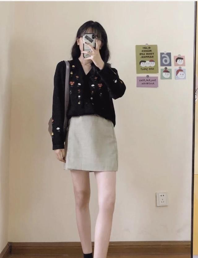  『针织衫』小个子女生有福了，春夏针织衫穿搭，显高显瘦穿出各种风格