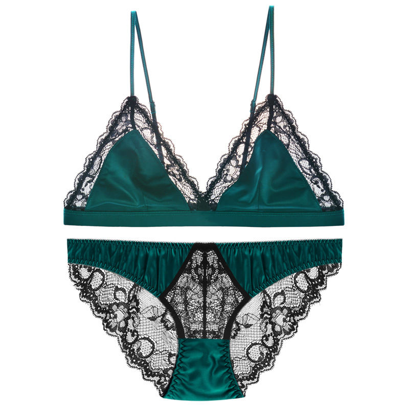 好身材要显摆，聚拢套装+蕾丝，让你女人味十足