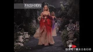 #这场#这些时尚界最为经典秀场,这场大神云集LV护士装秀场不可错过