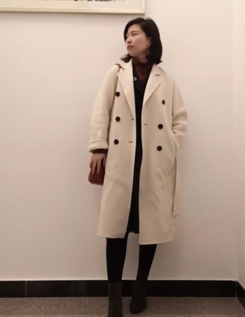  『女生』聪明的女生选大衣绝不会挑黑白灰，而是这“新3色”，更具质感！