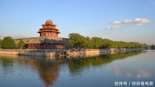 为什么故宫规定，太阳落山之前游客必须离开？工作人员告诉你