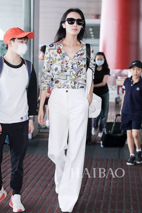 晴格格王艳让人不敢认!杨烁老婆原来是她…【海报街拍】