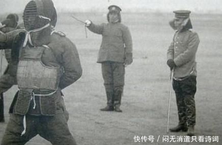 「曾国藩」曾国藩手中有五十万大军都没有造反 袁世凯七万人为何敢逼清帝退位